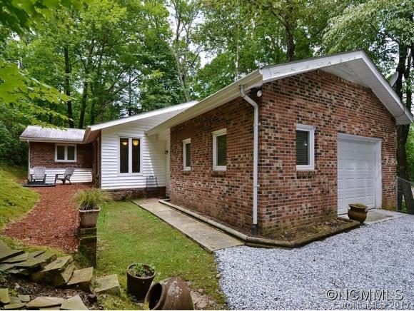 54 Bear Rock Loop Road