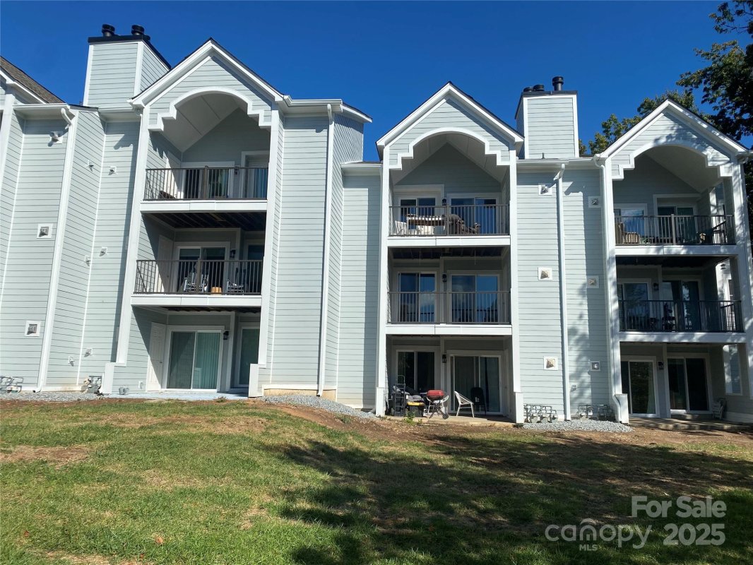 000 Main Drive 302