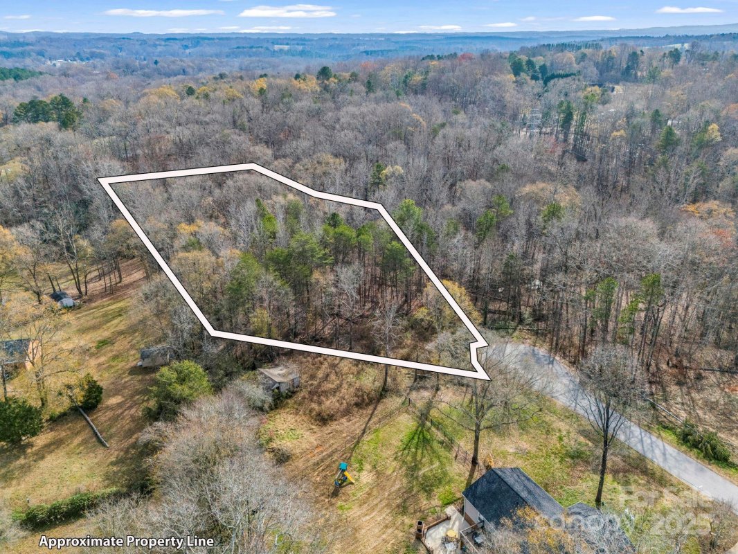 123 Pinecrest Drive