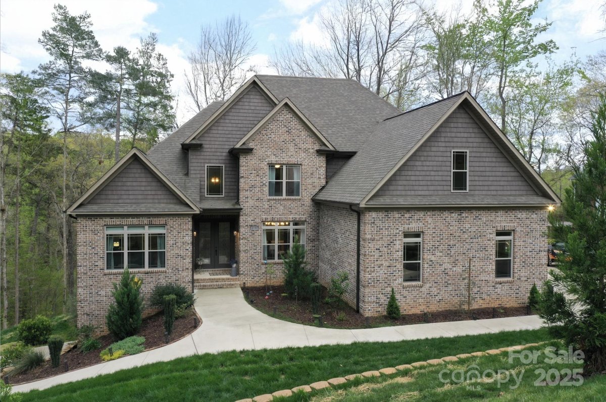 2757 Trent Drive