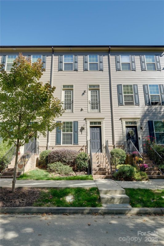 13828 Winmau Lane