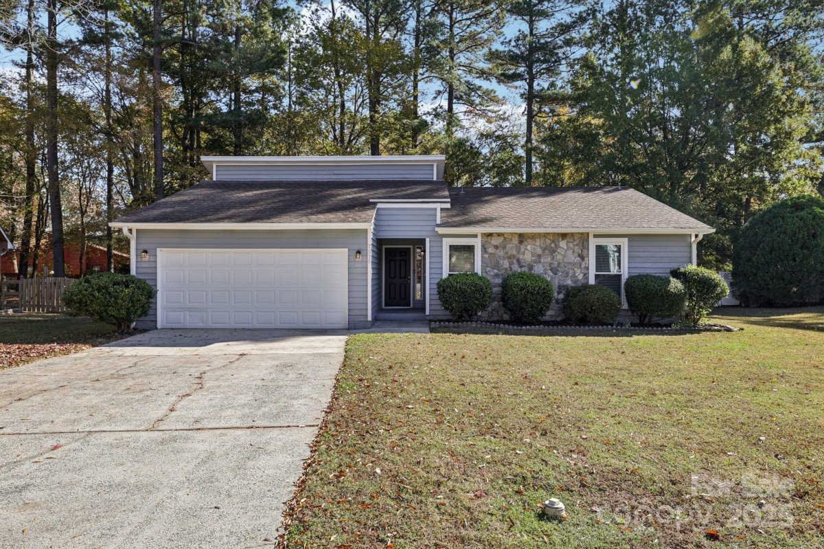 7030 Huntsmaster Drive