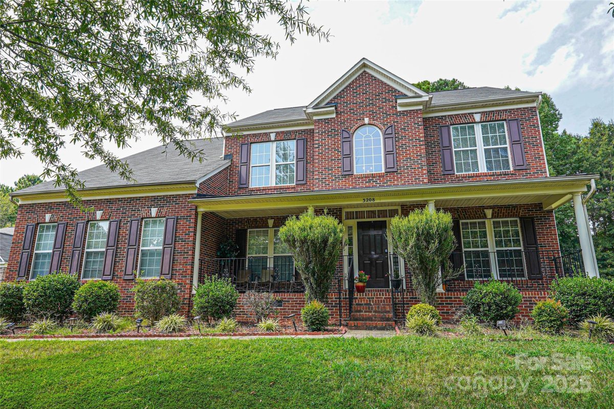 3208 Bur Oak Drive