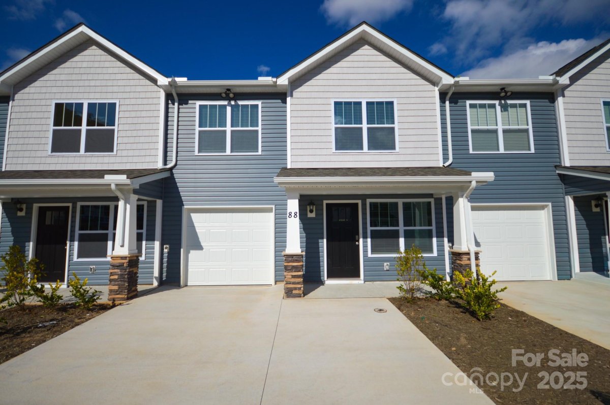 110 Clear Creek Lane