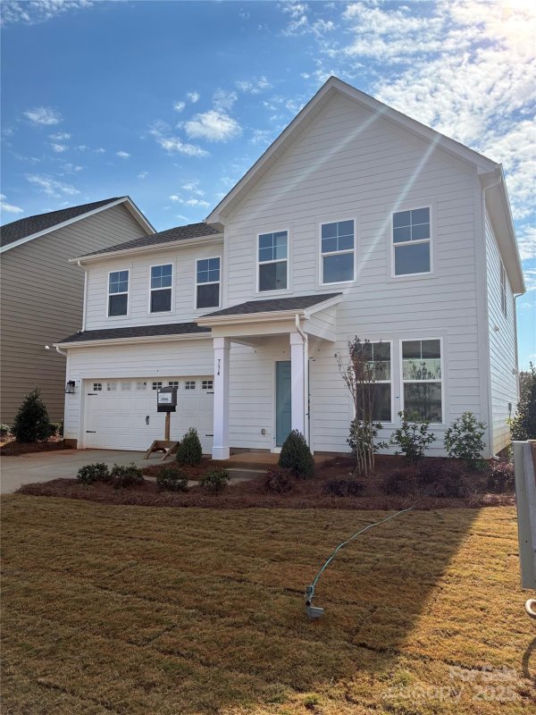 734 Sirius Lane
