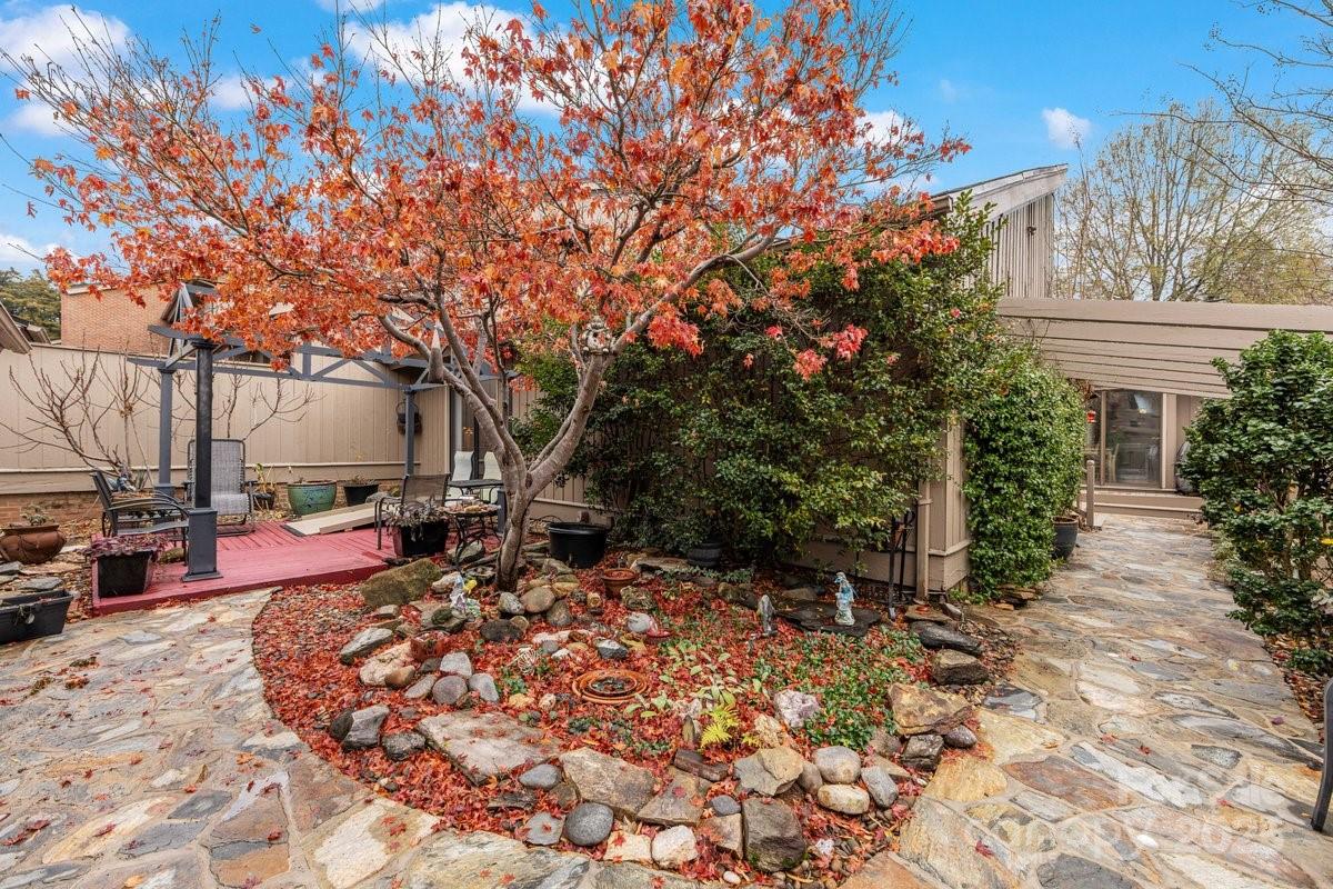 5134 Dunes Court