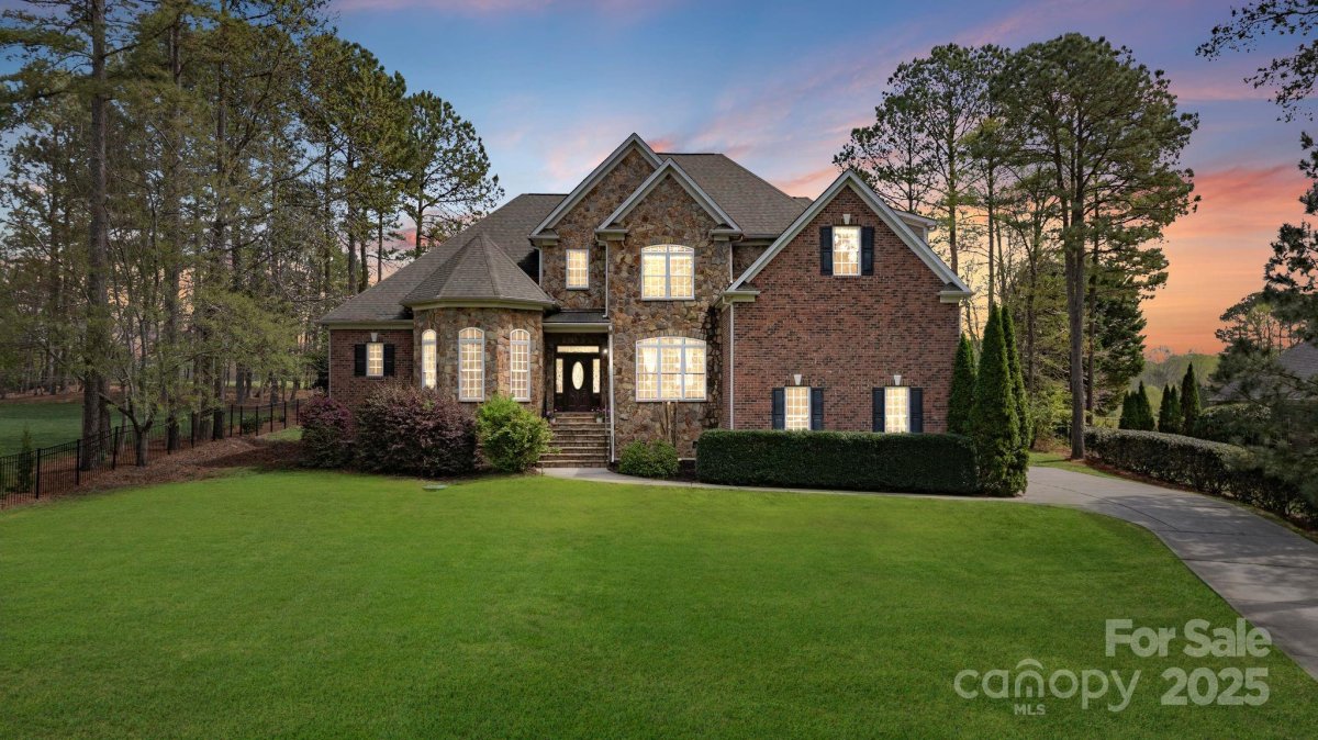116 Whispering Cove Court