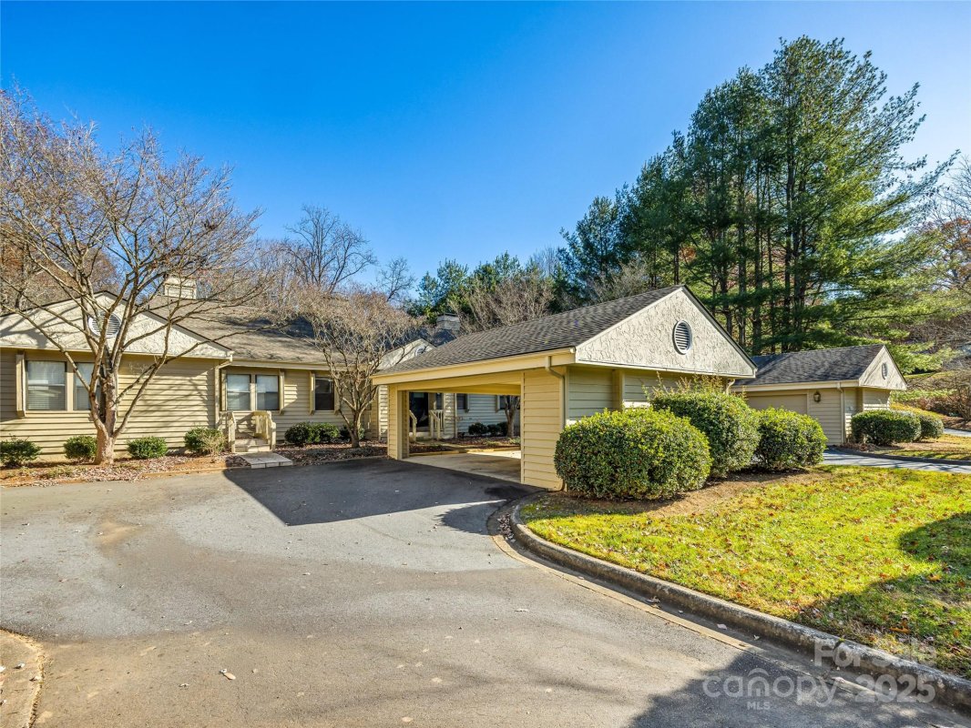 3602 Angelus Circle