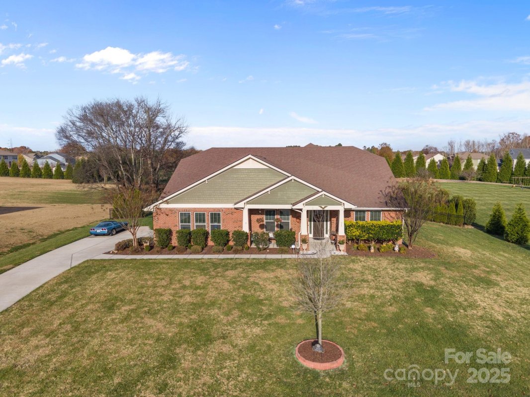 317 Candella Drive