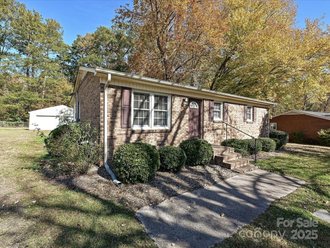 117 Sunset Lane