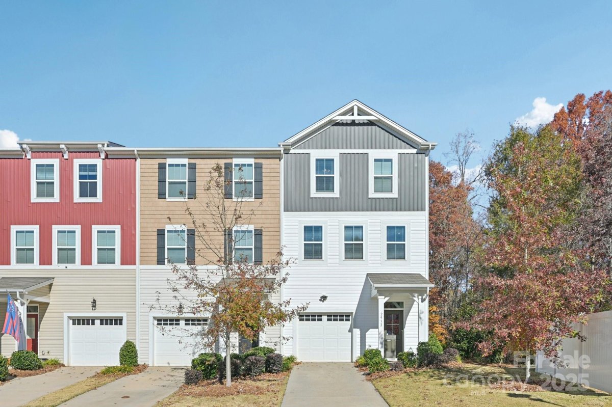 2932 Pirates Place