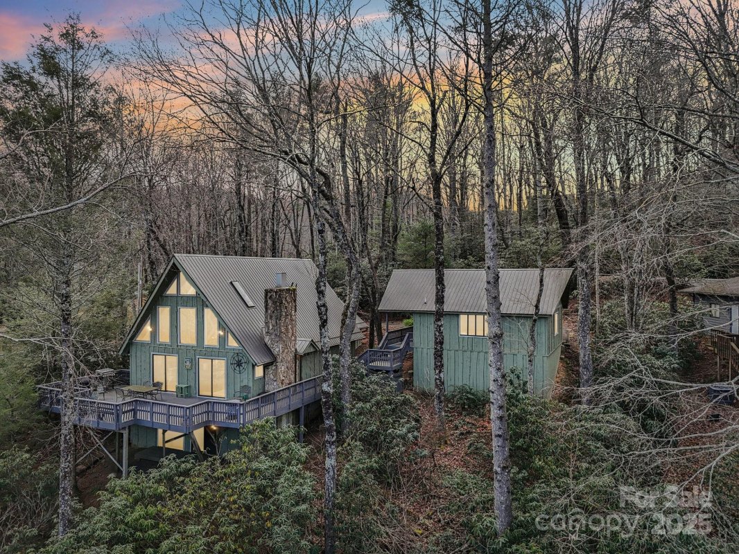 1041 Winterstar Loop