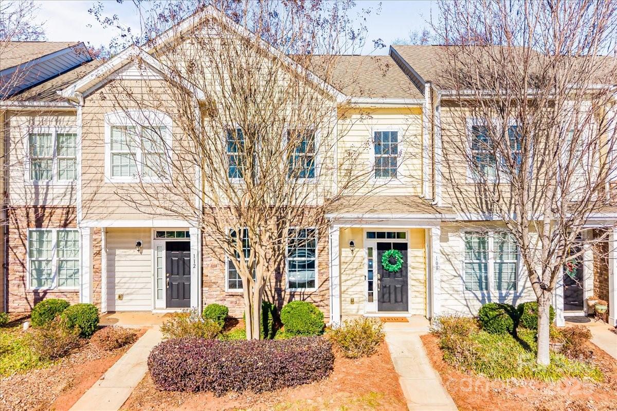 108 Prairie View Court