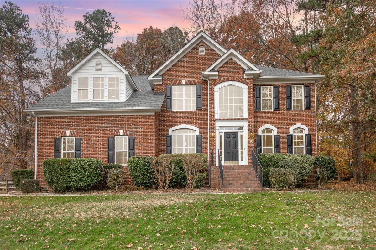 884 Clonmel Drive
