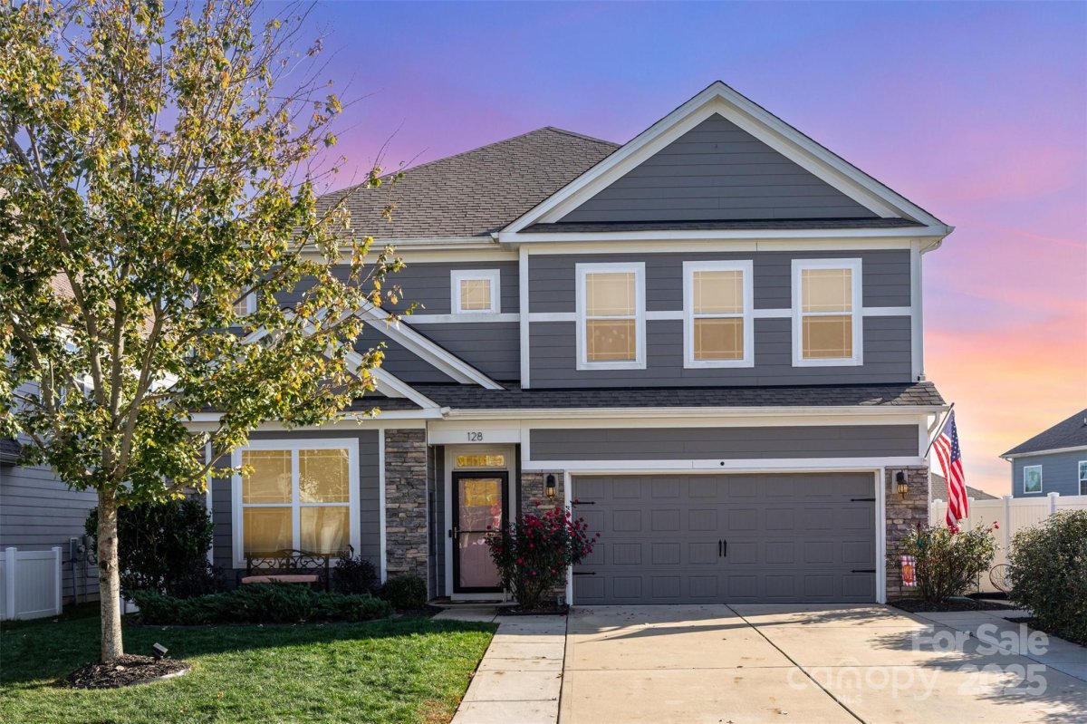 128 Longleaf Drive