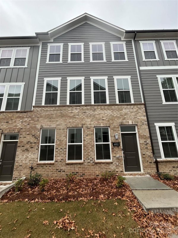 6012 Runoff Court