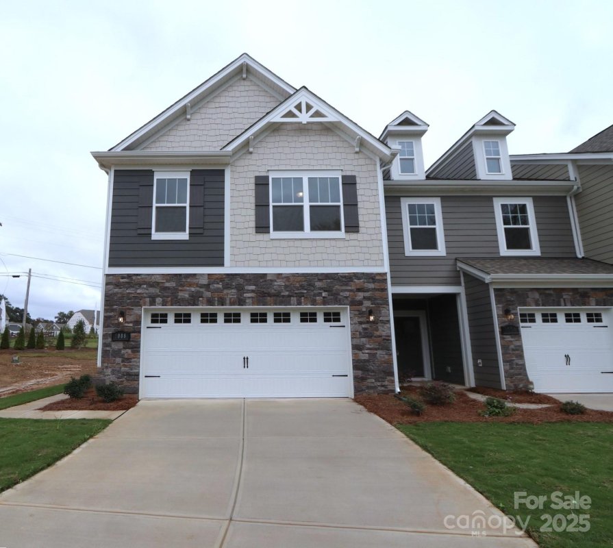 1008 Overbrook Place
