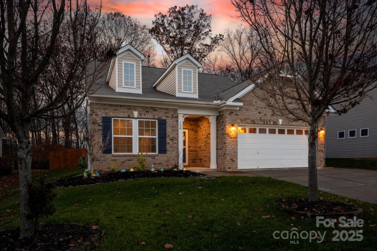 128 Paradise Hills Circle
