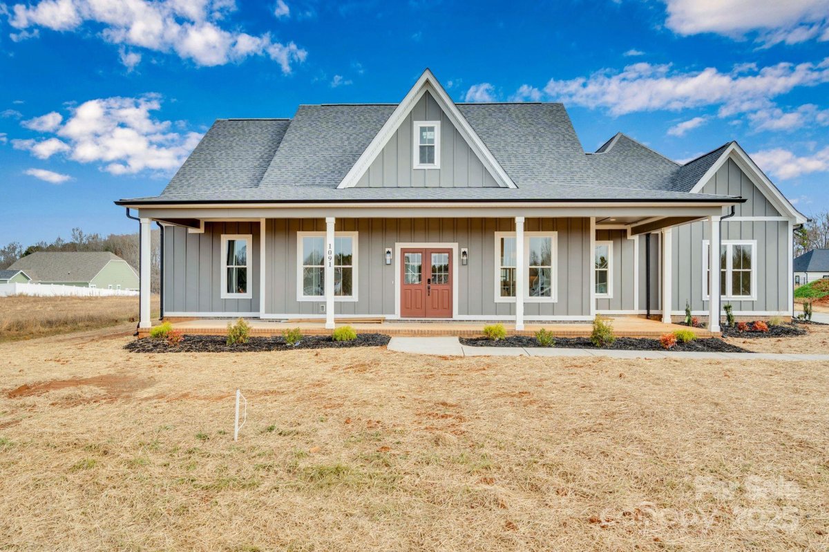 1091 Stonegate Drive