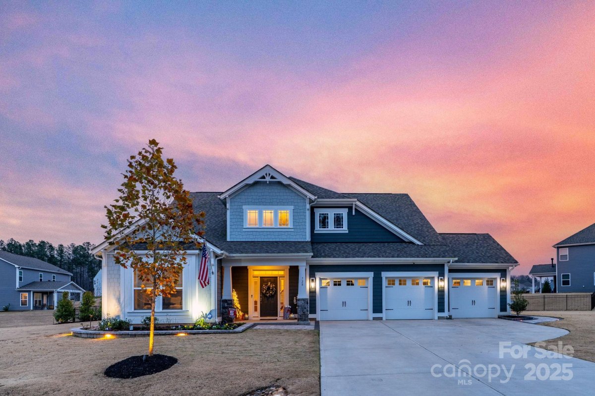 728 Yucatan Drive