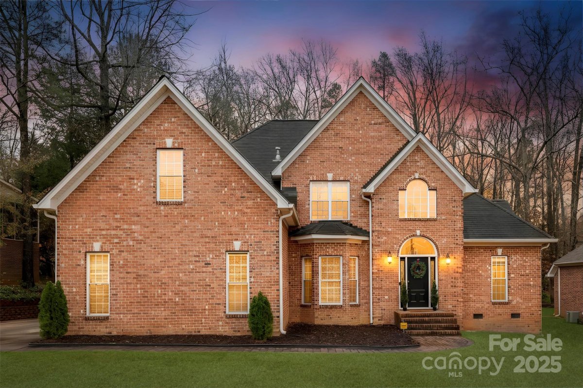 2831 Arrowwood Lane