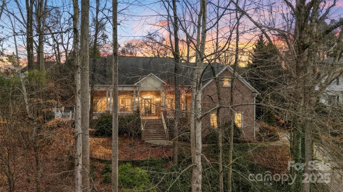 1404 Mt Isle Harbor Drive