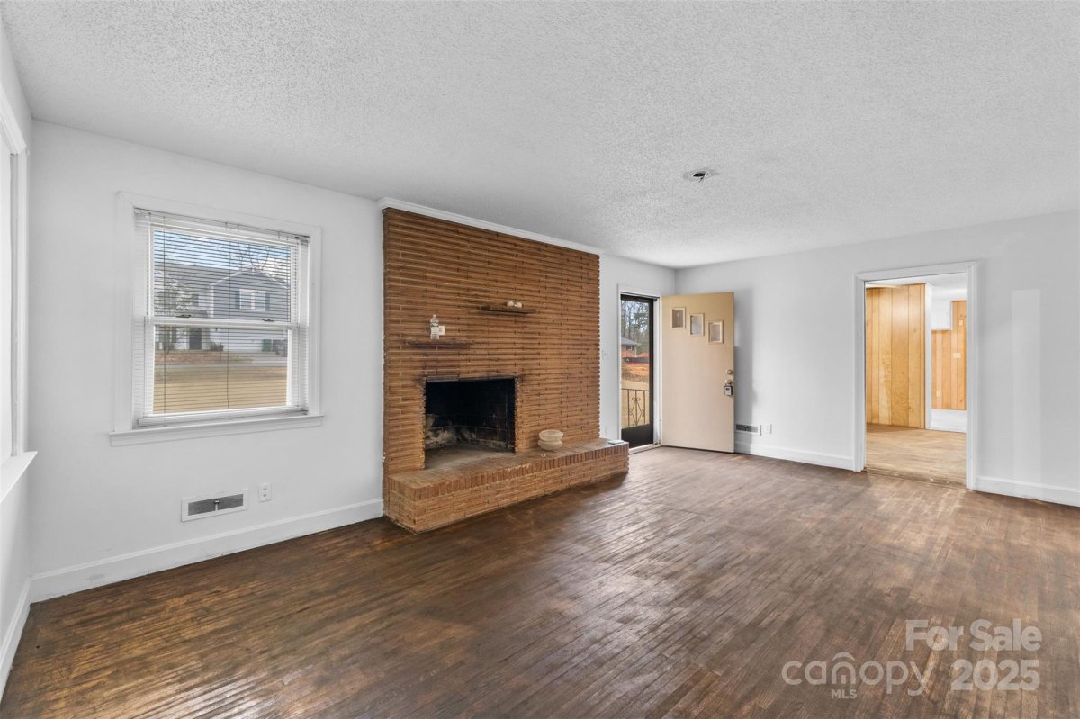 326 Neal Drive