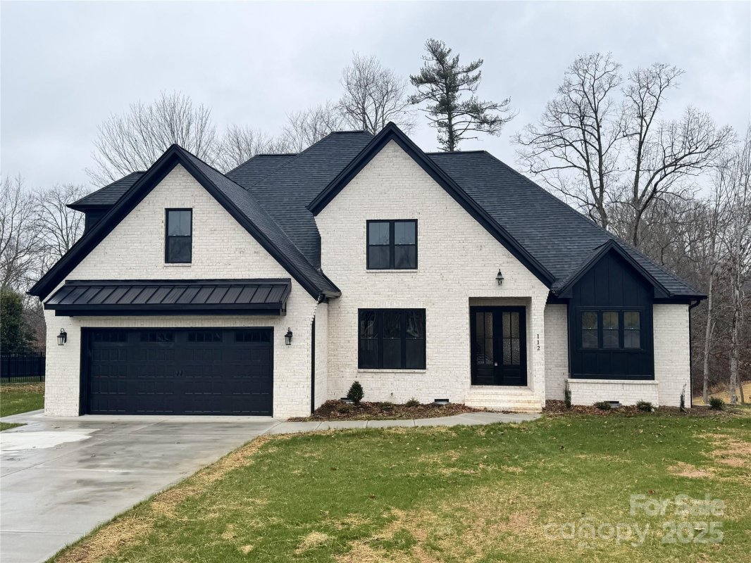 112 Wexford Pointe