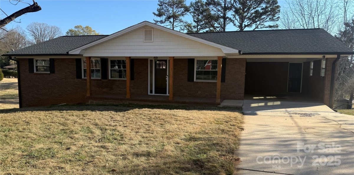 115 Greenview Drive