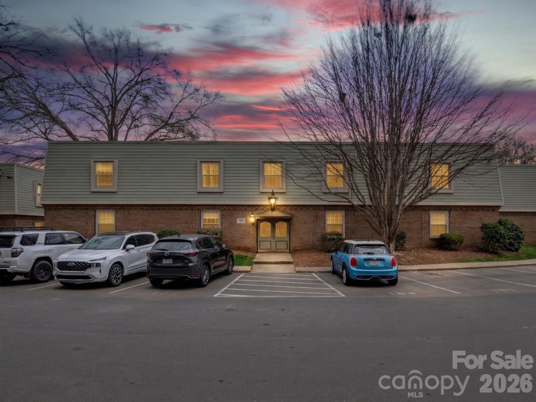 2628 Park Road
