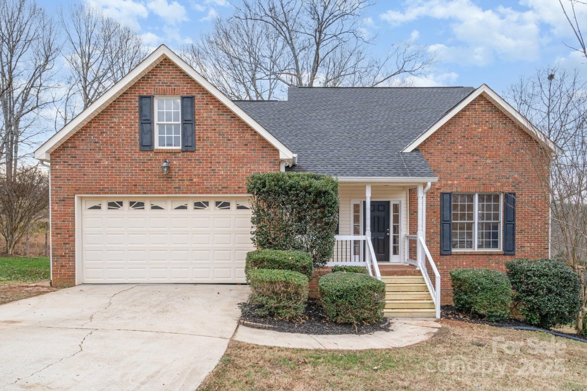2615 Rolling Ridge Drive