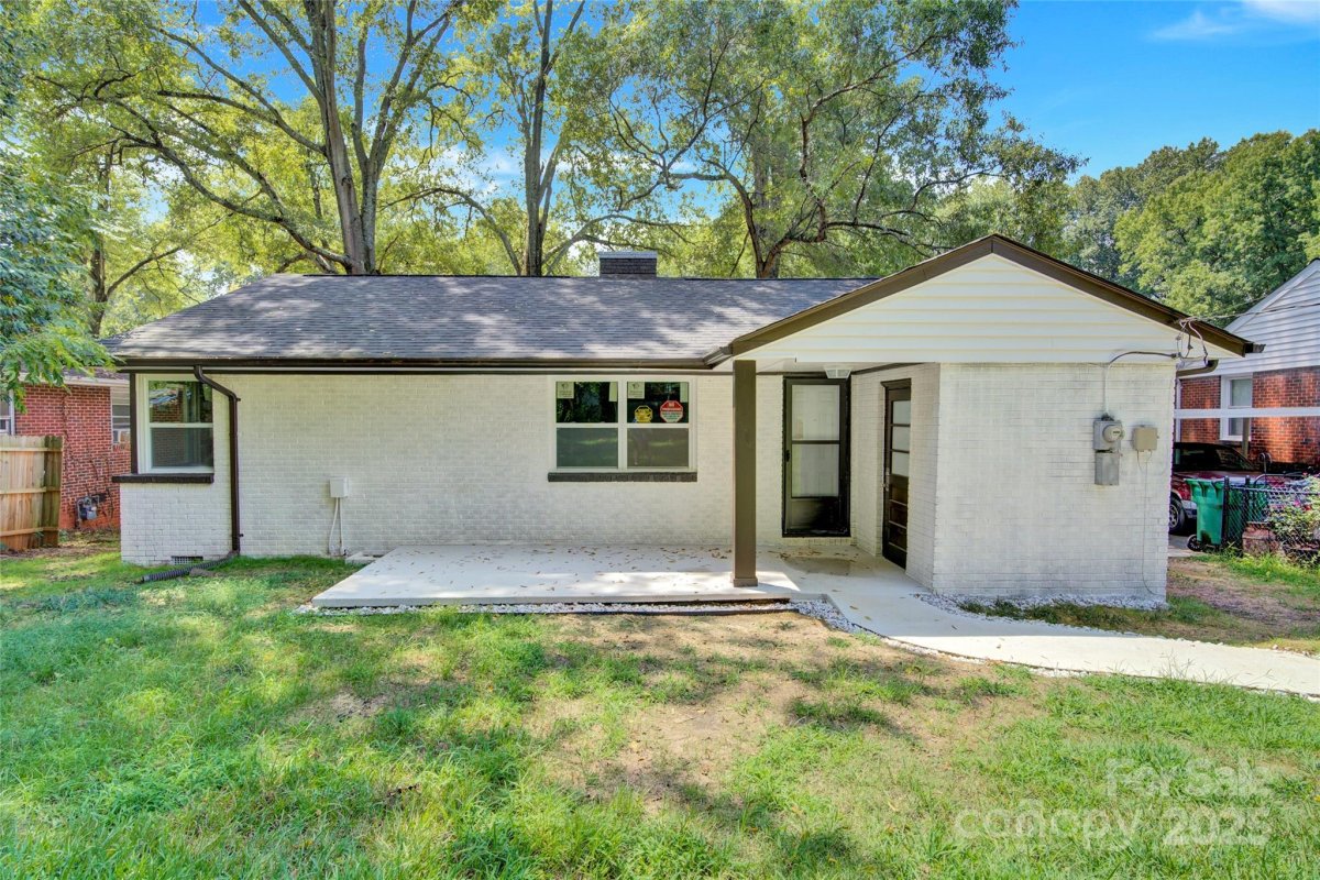 3300 Bonaire Drive