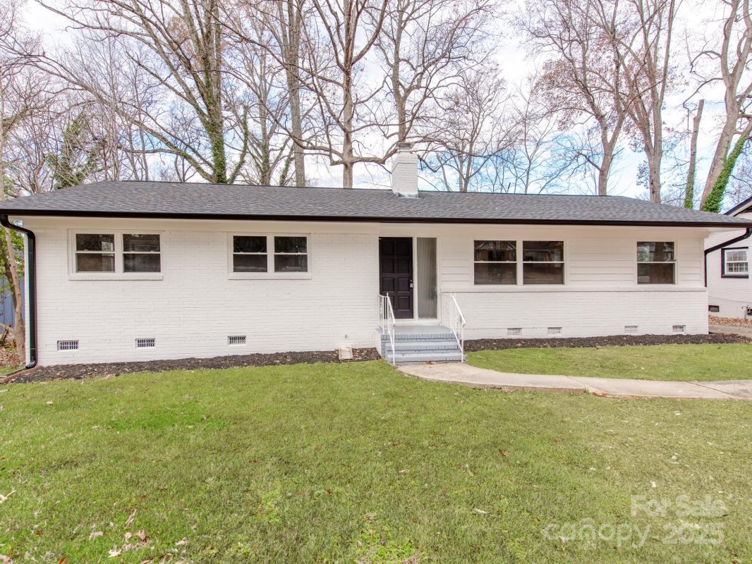 2025 Birchcrest Drive