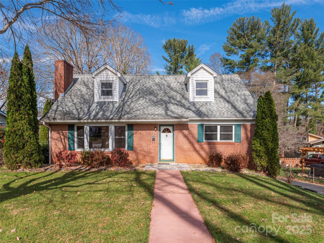 36 Woodgate Road
