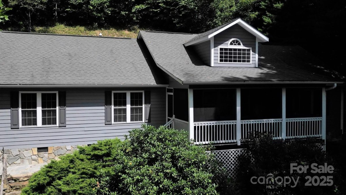 220 George Sutton Road