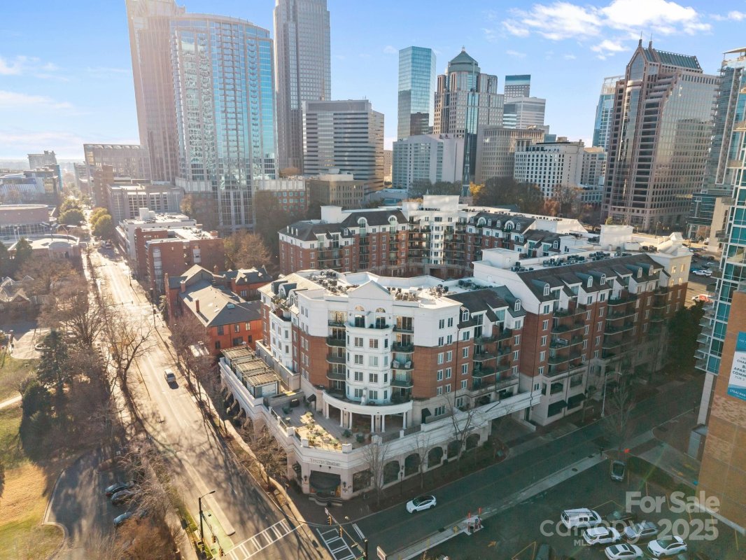 300 W Fifth Street 227