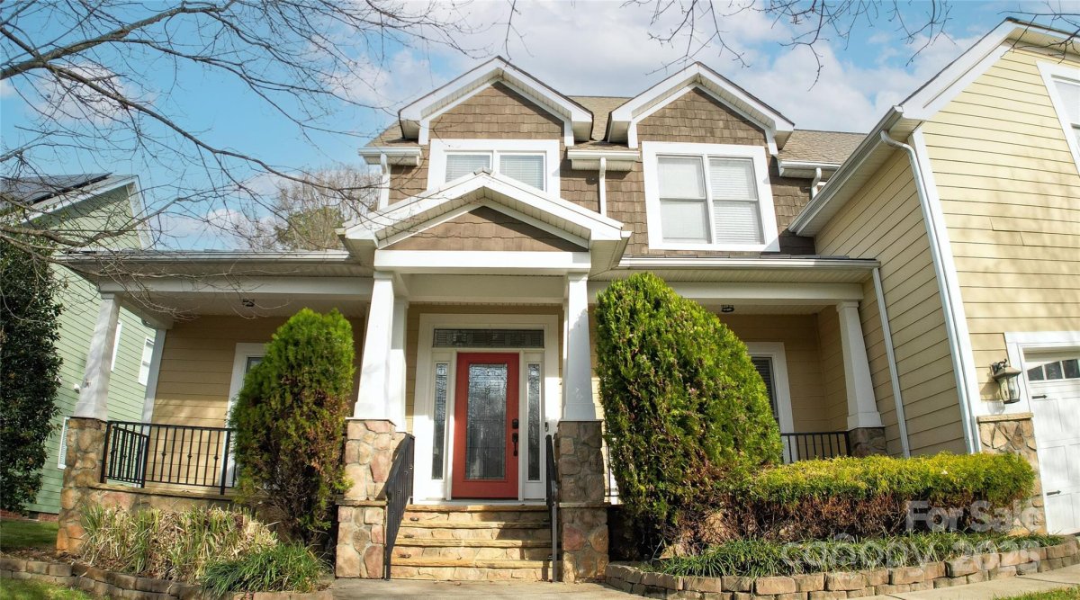 108 Hedgewood Drive