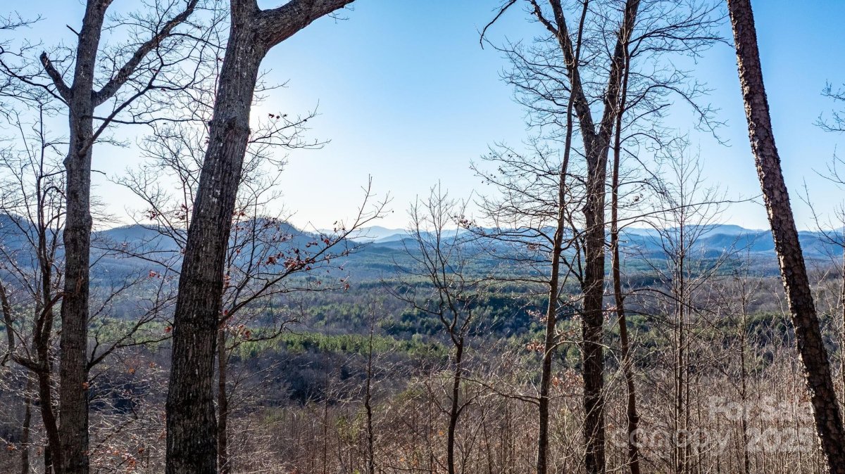 183 Woodgate Trail
