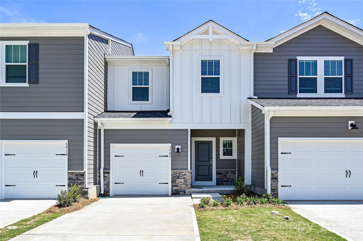8105 Hidden Springs Trail