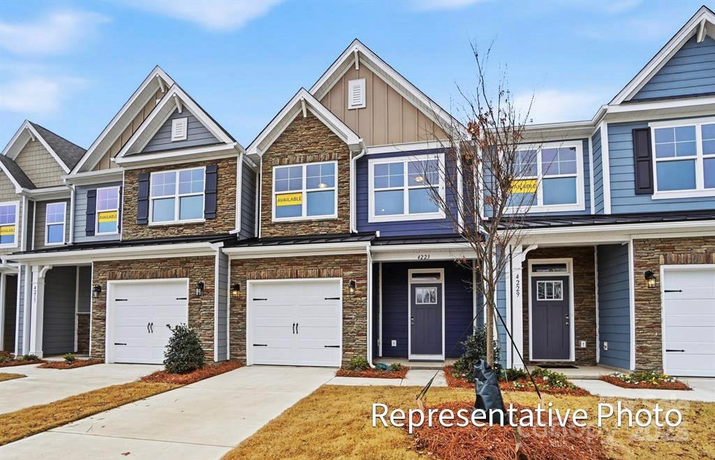 4275 Black Court