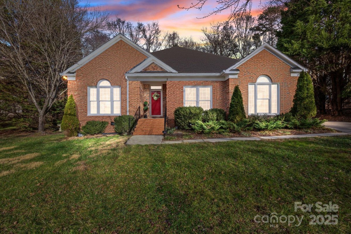 10012 Lattice Court