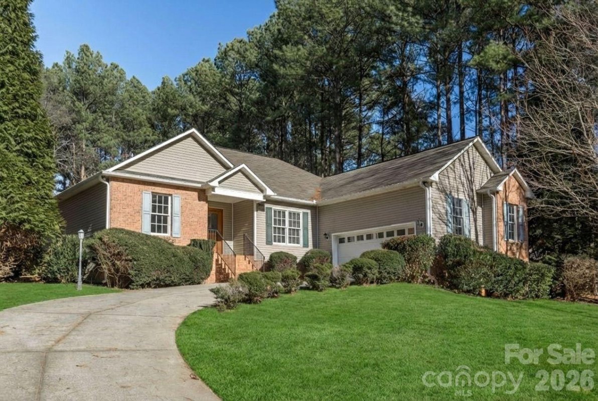 8484 Mayflower Court