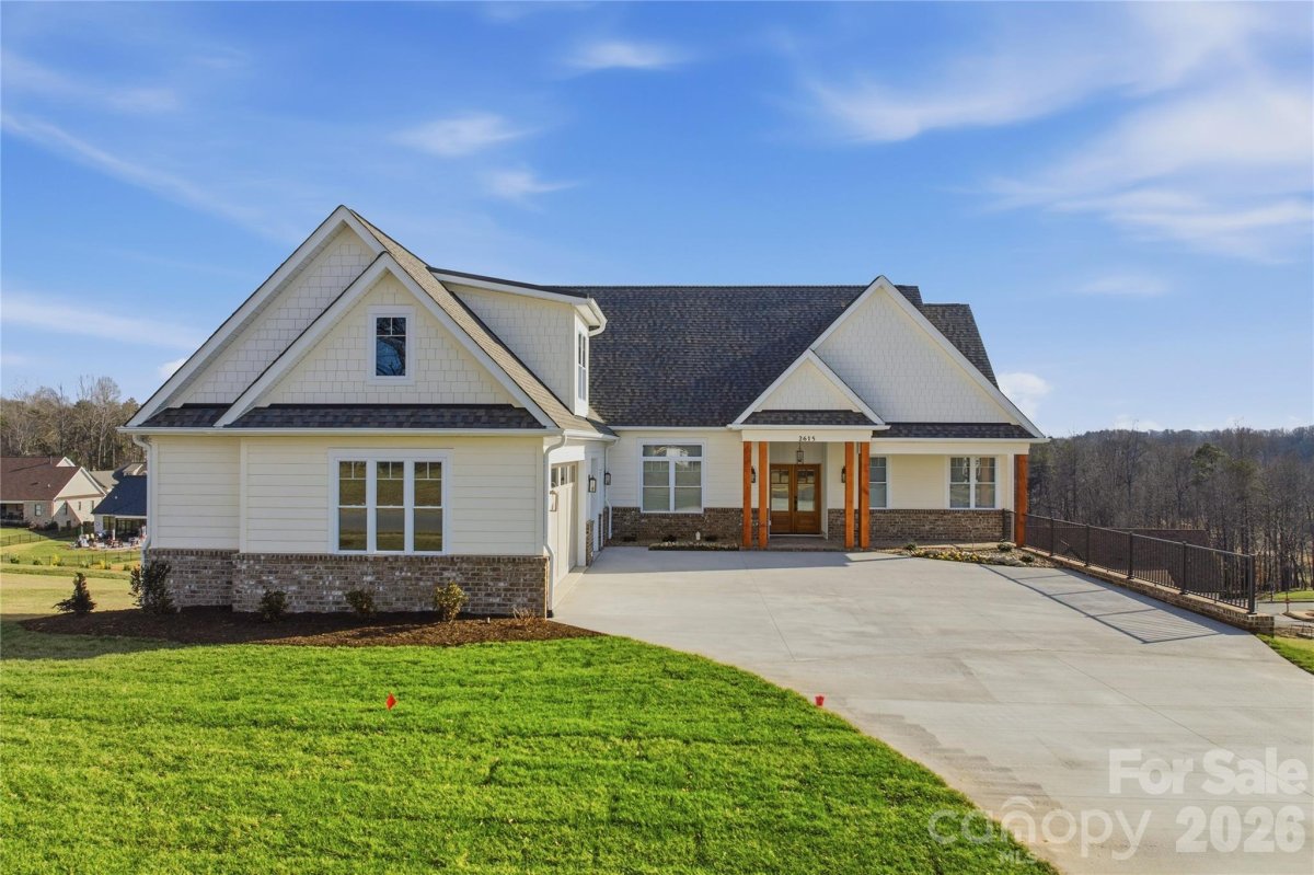 2615 Vista Lane
