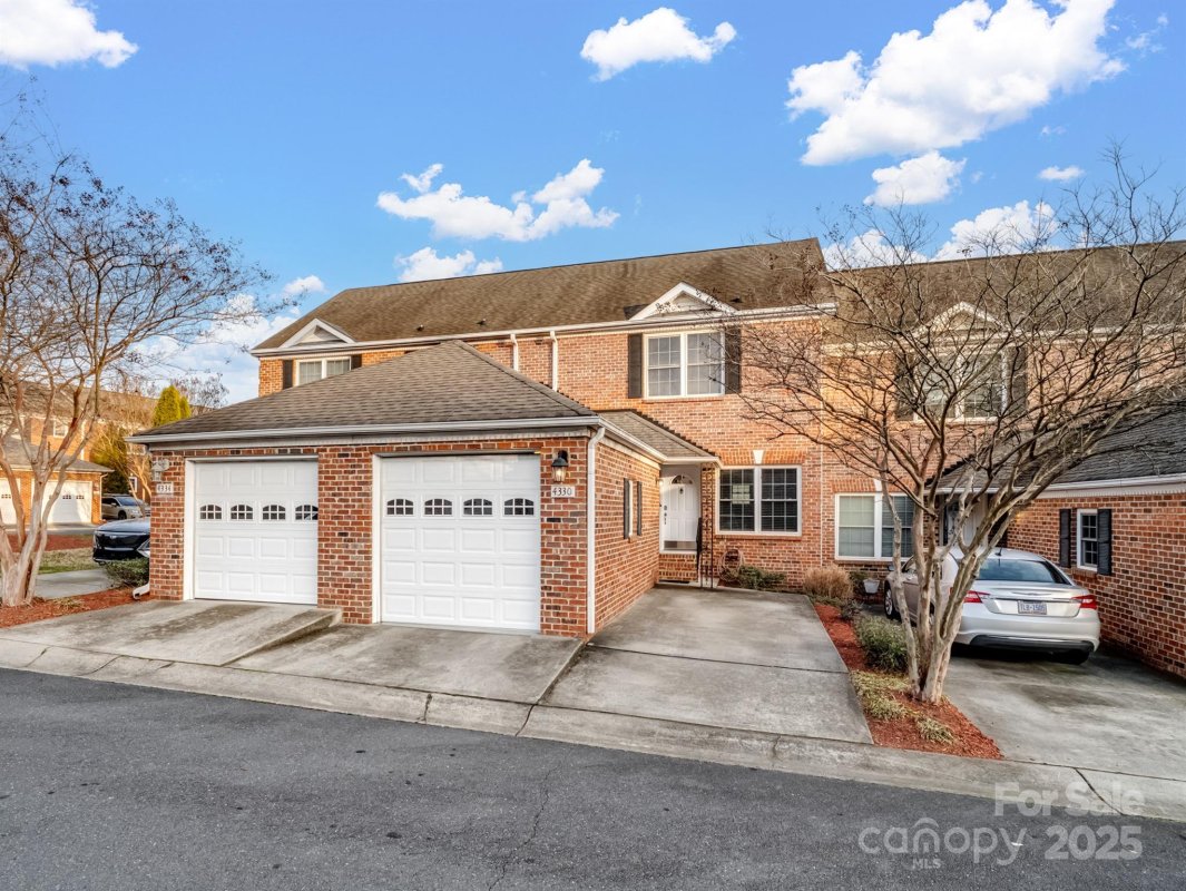 4330 Laurel Hill Lane
