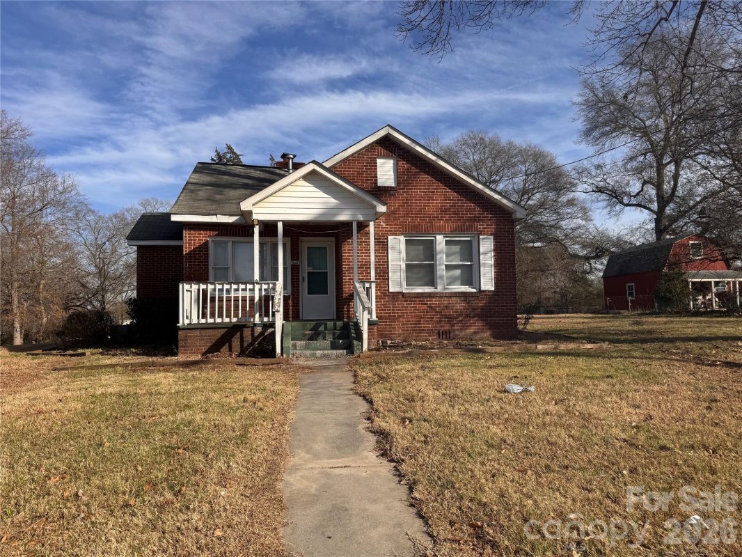 302 S Myrtle School Road