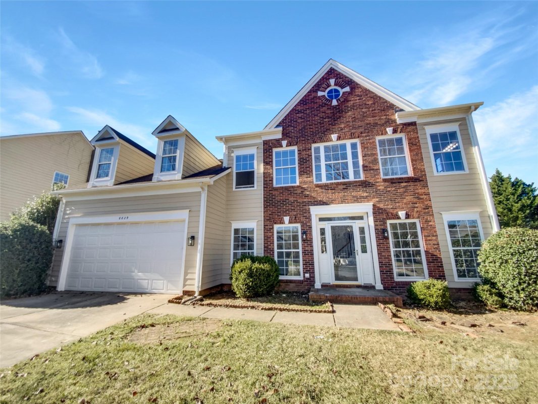 6829 Bickham Lane