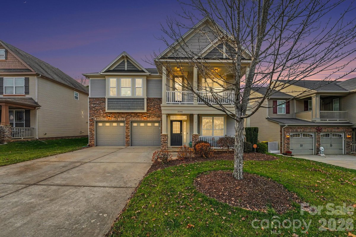 3205 Helmsley Court