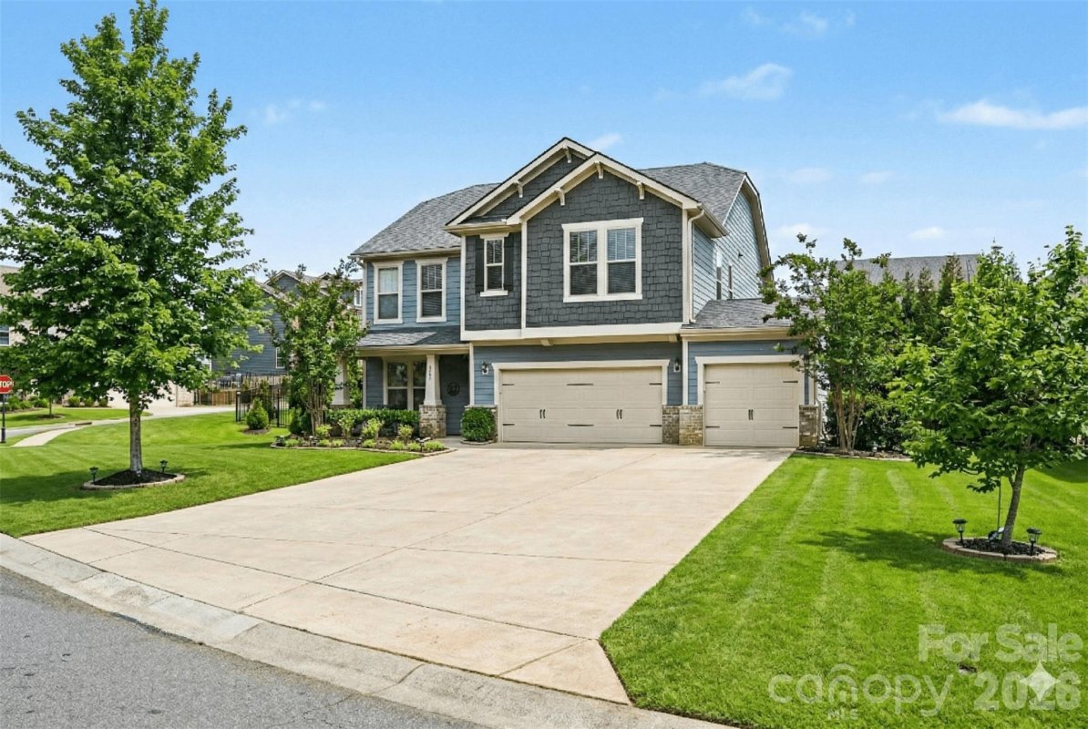 4009 Thames Circle