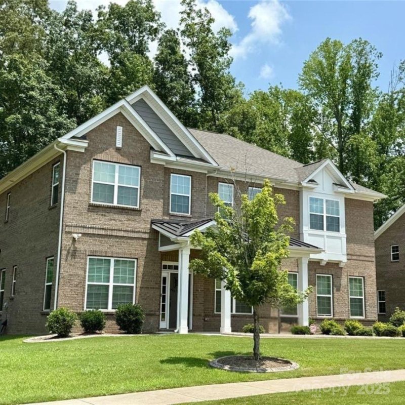 2044 Sweet William Drive