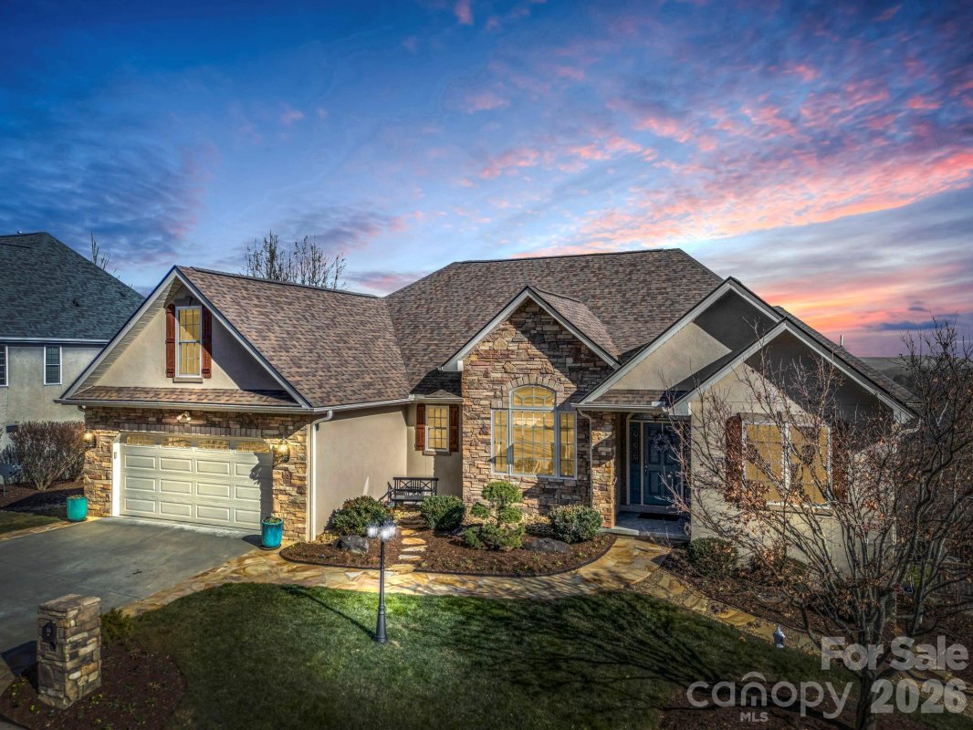71 Carriage Highlands Court